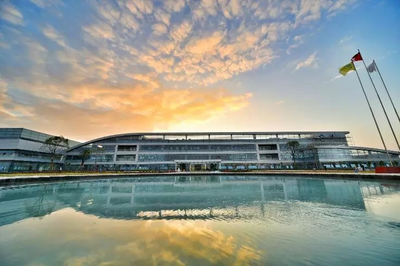 改革開(kāi)放賦能中國(guó)智造，新興能源技術(shù)引領(lǐng)全球研發(fā)浪潮